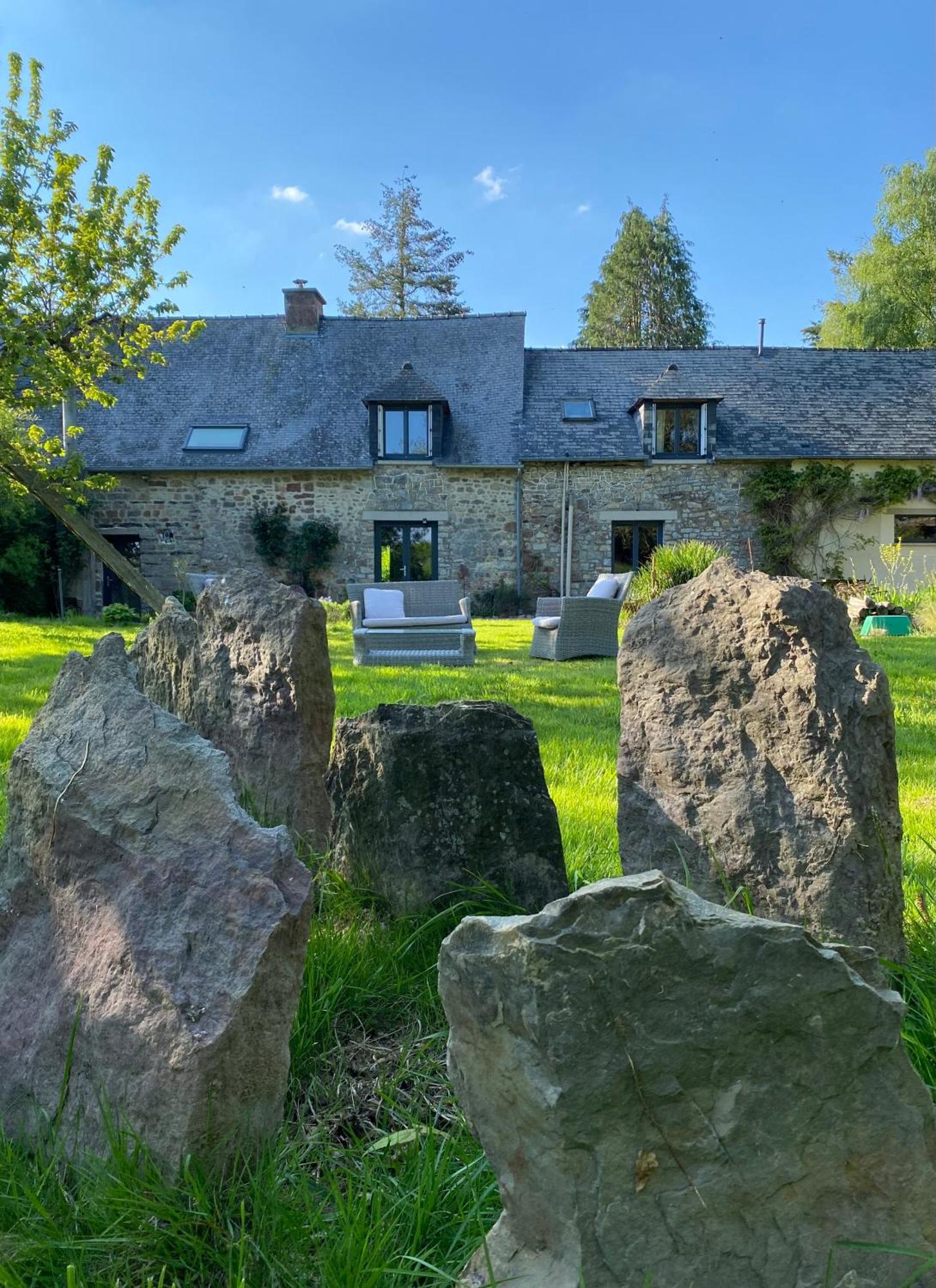 L'Hotie De Broceliande, Au Coeur Des Sites Naturels Et Legendaires Пампон Екстериор снимка